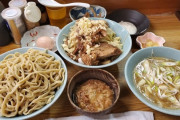 【画像】豪華なつけ麺セットが見つかる