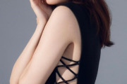【画像】大政絢、サイドがヒモのセクシーショット公開　カレンダーから“ちょい出し”