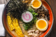 【画像】こういうのでいいのかなぁ？ってラーメン、見つかる