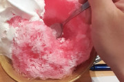 コメダ珈琲のかき氷、すごくてお腹イタイイタイ確定なのだが…?