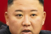 【悲報】金正恩総書記、もう似せる気がない