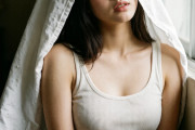 【画像】地味で隠れ巨乳な同級生、脱いだら凄かったｗｗｗｗ
