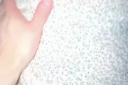 大学生の裏垢動画・【彼氏持ちの美人看護師をお持ち帰りしてハメ撮り成功w】動画とられるのめっちゃ嫌がって顔隠してたけど、最終的にアヘ...