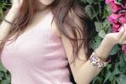 【画像】声優の井口裕香さんグラビア撮影でうっかりあれが見えてしまう…
