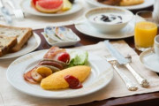 ホテルの朝食バイキングでほぼ確実にとってしまうおかずｗｗｗ