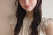 【画像】乃木坂46齋藤飛鳥にそっくりな美少女中学生が話題にww小川彩との2ショット写真に2ch「そうそう、似てると思ってた」「歯が一緒」