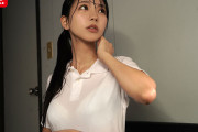 野球部員と美少女マネージャーがゲリラ豪雨で帰れず部室で二人きり… 濡れ透けたカラダに勃起した思春期ペニスを優しく何発も射精ケアする。 浅野こころ