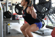 【画像】エチエチ女さん「ジムで鍛えたった！ｗ(ﾊﾟｼｬ)」
