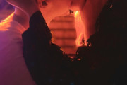 【動画】客のおっさんとベロチューする地下アイドルの世界ｗｗｗｗｗｗｗｗｗ