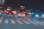 【動画】反対車線を猛スピードで逆走、対向車と正面衝突　8人搬送　ドラレコに事故瞬間の映像
