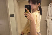 39歳グラビアアイドルおばさん、ダルダルのケツを見せつける