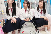 【マジックミラー号】修学旅行で上京してきた制服美少女！3人まとめてナンパされて恥じらいセックス！