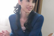 鶴川牧子 息子と禁断の近親相姦してしまう五十路熟女のお母さん！大量の精子を中出しされ限界突破
