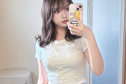 【画像】よし！おっぱい大きくみえるしカワイイし写真撮ろな女の子がシコ