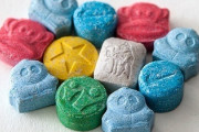 【MDMA】沢尻エリカ容疑者 、警視庁による尿検査の鑑定結果・・・まさかのシロｗｗｗｗｗｗｗ