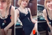 【エロ動画 素人】 海外エロ｜白人美少女が生配信で秘部ガチ露出！驚き即終了ハプニング