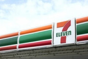 【画像】田舎のセブンイレブン　都会のセブンイレブン
