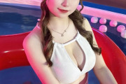 【画像】こういうエロい水着女の前でシコってぶっかけたいんやがｗｗ