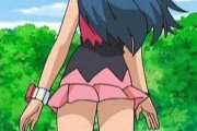 【画像】ポケモンのヒカリさん、スカートが短すぎてはみ出してしまうwwwwww