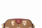 【悲報】GUCCIさん、例のドラえもんコラボに新作追加でよりパチ物っぽくなるｗｗｗｗｗｗｗｗｗｗ
