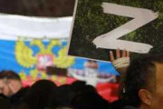 【朗報】普通のロシア人、戦争に賛成を表す「Z」で埋め尽くす