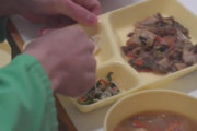 【 画像 】刑務所のリアル食事シーンがこちらｗｗｗｗｗｗｗｗｗｗｗｗｗｗｗｗ.