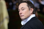 【憤怒】 48歳で月収250万円→48歳で月収0万円。 Twitter元従業員「イーロン・マスク許せない」