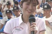 【画像】松廣香織アナ、甲子園中継でうっすらブラ透け