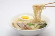 【衝撃】ラーメン業界、豚骨醤油の1強状態になるｗｗｗｗｗ