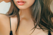 【画像】一流大学美人JDがグラビアで巨乳披露wwwwwwwww