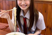 松本いちか ラーメン屋でバイトしている超絶可愛い貧乳美少女！敏感なパイパンまんこを手マン責め