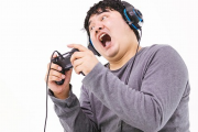 敵「大人になったらゲーム飽きた」ワイ「そんなわけないやろ」