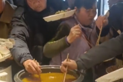 【動画】中国人にビュッフェ、まだ早すぎる模様……【衝撃】