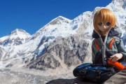 【画像】ロリついた山ガール、エベレストベースキャンプに到着ｗｗｗ