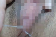 無修正・自画撮り　局部超接写のマン汁マ〇コ弄り！素人女性のオナニー投稿動画がエロス