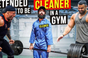 【動画】ジムで筋肥大させてイキるビルダー共を、清掃員風の男が遥かに高重量を持ち上げて黙らせる