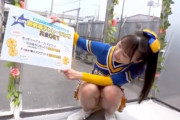 《エロ動画×MM号》チアリーダー女子を街中でナンパしマジックミラー号でディルド空気イスにチャレンジ！