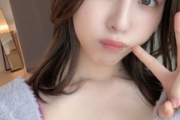 【画像】元乃木坂46相楽伊織、おっぱいの自撮りで悩殺wwwwwwwすっかり大人な美乳ランジェリーが大反響！！！