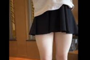 【生配信】10代女子『処女です。今から初めて他の人にオマ●コ見せます…』