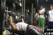 【悲報】松本人志さんのトレーニング動画でウエイト板大荒れ