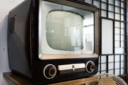 【動画あり】昭和のテレビ番組、エロすぎる