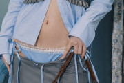 【画像】女に下着パンツみせファッションが流行りだすwwwwwwwww