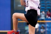 【朗報】女性芸能人の始球式、エチチチ過ぎてワロタｗｗｗｗｗｗｗ（画像あり）