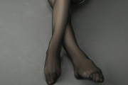 【画像】女の靴脱ぎたてパンストつま先が衝撃すぎるｗｗ