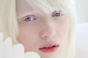 【画像】ロシアのアルビノ美女、美しすぎる?