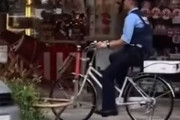 【動画】警察官さん、勤務中にエアロバイクをしても許される超ホワイト職だった