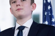 【朗報】 トランプの息子(14)、バリくそデカくなる??