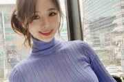 【画像】驚きのボリューム！この巨乳ニットのカップ数を当ててみようｗｗｗ