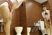 【パンスト履き替え盗撮動画】会社のトイレで破れたストッキングを履き替える制服姿のOLを隠しカメラ撮りｗｗ