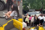 中国女子、SUV車に轢かれて股間丸出しで救出される